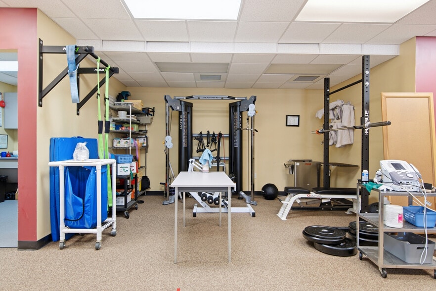 More Photos Of 115 Akers Farm Rd, Christiansburg Medical For Lease
