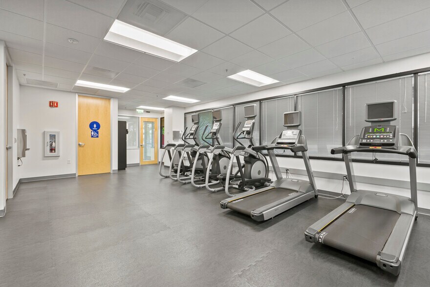 More Photos Of 1810 Gateway Dr, San Mateo Coworking Space