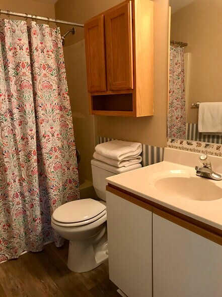 More Photos Of 21544 Overseas Hwy, Cudjoe Key Hotel For Sale