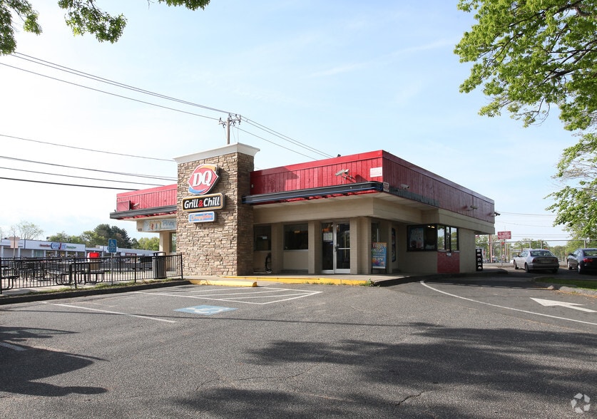 More Photos Of 1535 Memorial Dr, Chicopee Restaurant For Sale