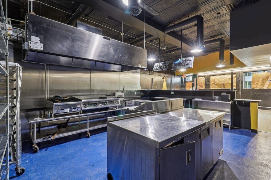 More Photos Of 417-421 Lake St, Maywood Storefront Retail Residential For Sale