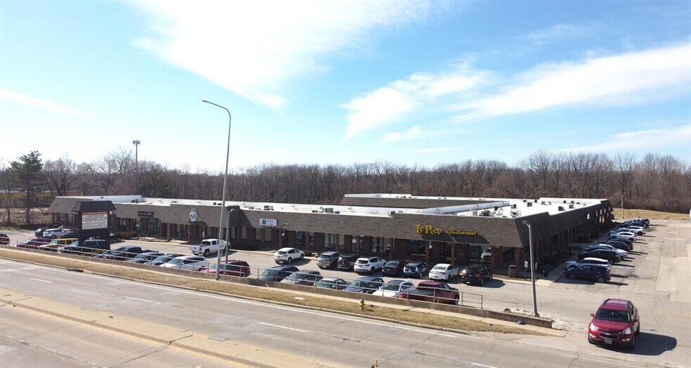 Primary Photo Of 7501 N University St, Peoria General Retail For Lease