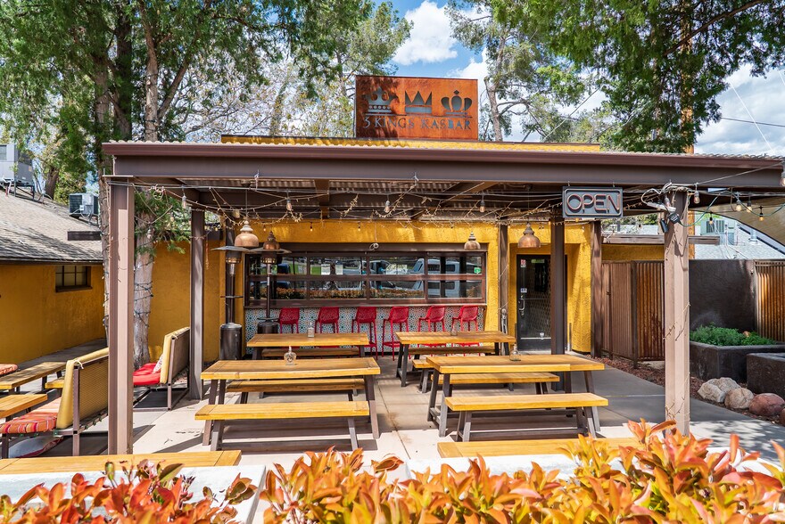 More Photos Of 102 E Pima St, Cottonwood Restaurant For Sale