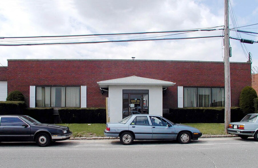 More Photos Of 75 State St, Westbury Warehouse For Sale