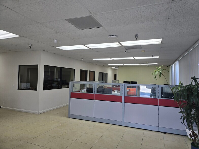 More Photos Of 2920 E Ricker Way, Anaheim Warehouse For Sale