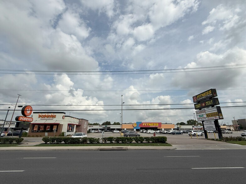 Primary Photo Of 11312 Westheimer Rd, Houston Unknown For Lease