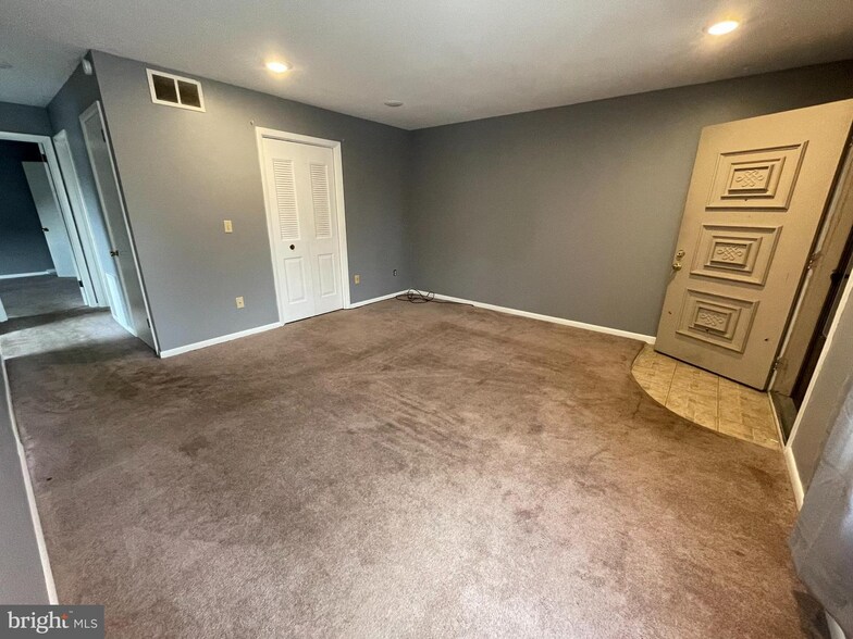 More Photos Of 1071 E Landis Ave, Vineland Medical For Sale