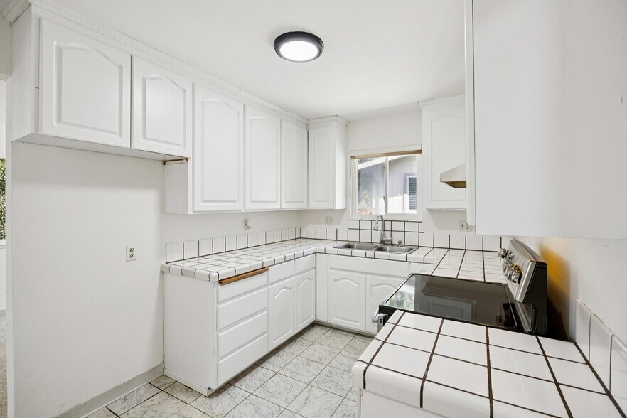 More Photos Of 601 Burns Ave, Aptos Multifamily For Sale