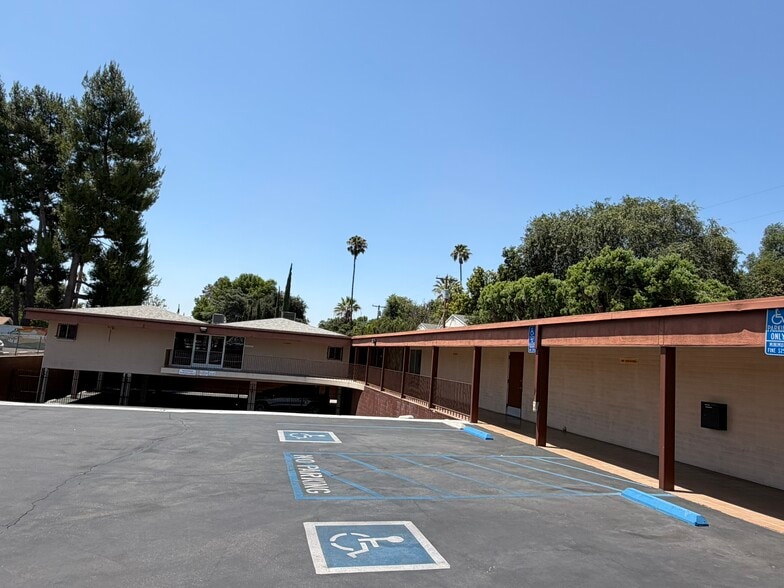 More Photos Of 5905 Brockton Ave, Riverside Office For Sale