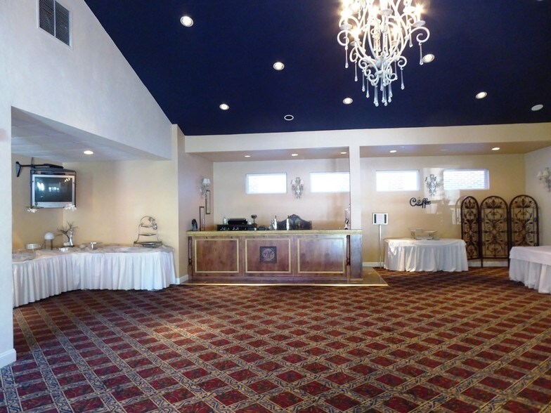 More Photos Of 879 Freeport Rd, Creighton Medical For Sale