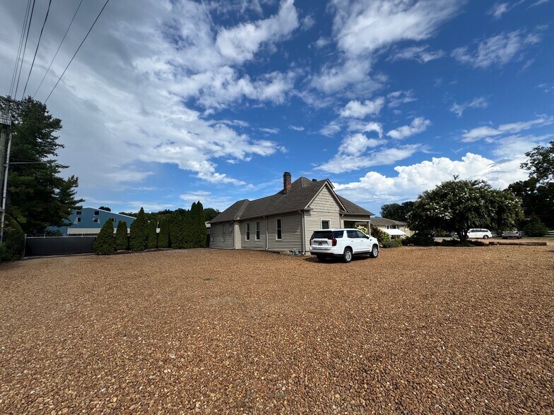 Primary Photo Of 2318 Antioch Pike, Antioch Office For Lease