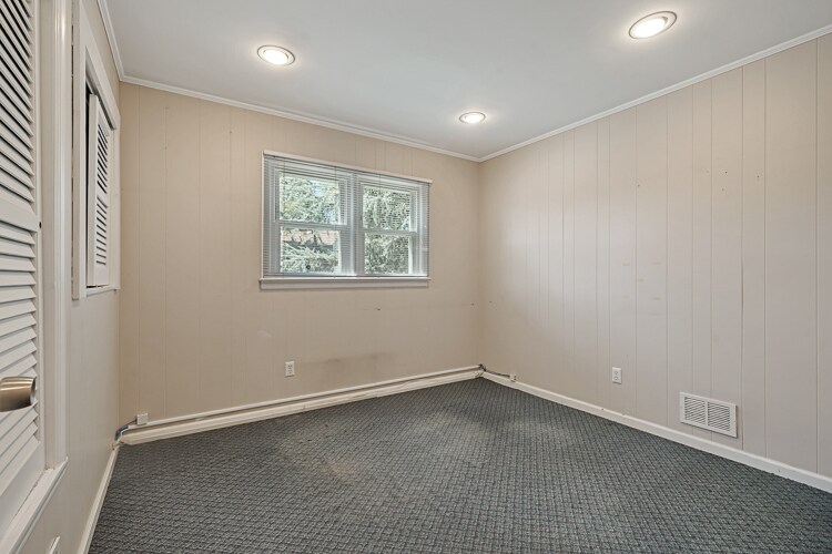 More Photos Of 30 Brant Ave, Clark Office For Sale