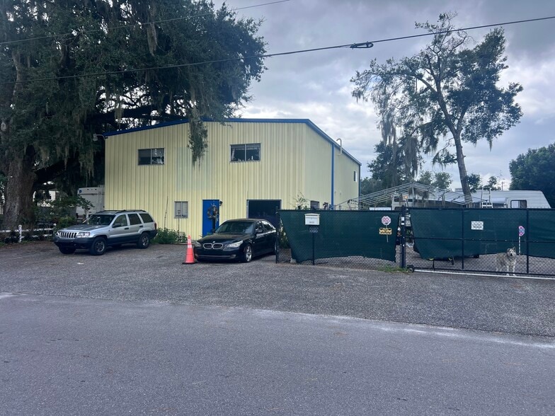 More Photos Of 4802 6th St, Zephyrhills Office For Sale