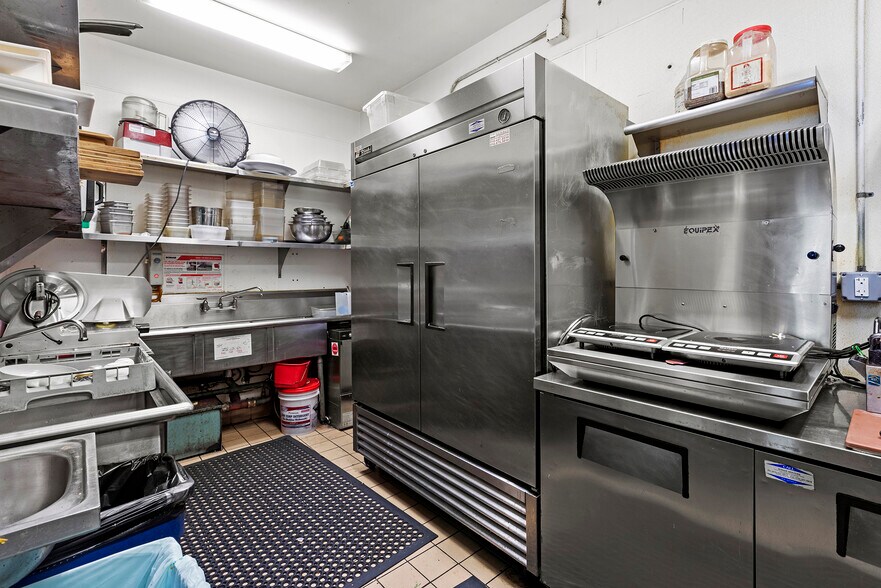 More Photos Of 170 King St, San Francisco Apartments For Sale