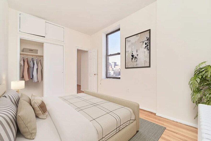 More Photos Of 239 W 20th St, New York Apartments For Sale
