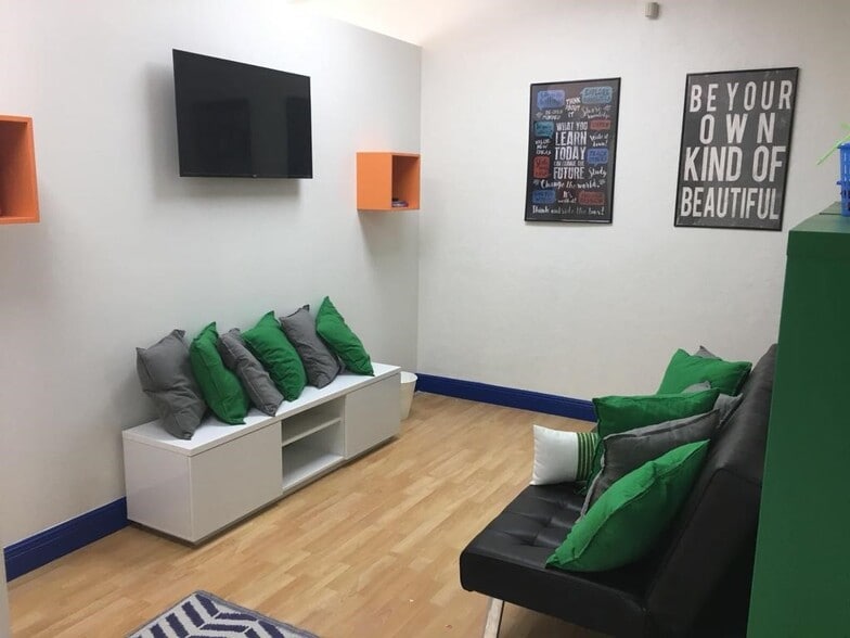 More Photos Of 10250-10352 W Sample Rd, Coral Springs Storefront Retail Office For Sale