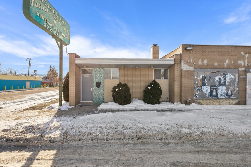 More Photos Of 16068 E 8 Mile Rd, Detroit Medical For Sale