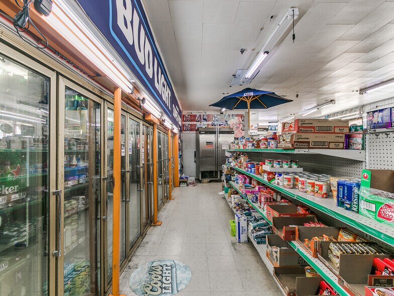 More Photos Of 601 N Key Blvd, Midwest City Convenience Store For Sale