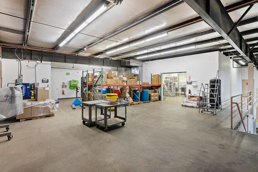 More Photos Of 1877 W 2800 S, Ogden Flex For Lease