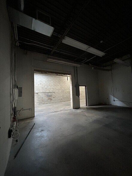 More Photos Of 296 E Route 46, Elmwood Park Auto Repair For Lease