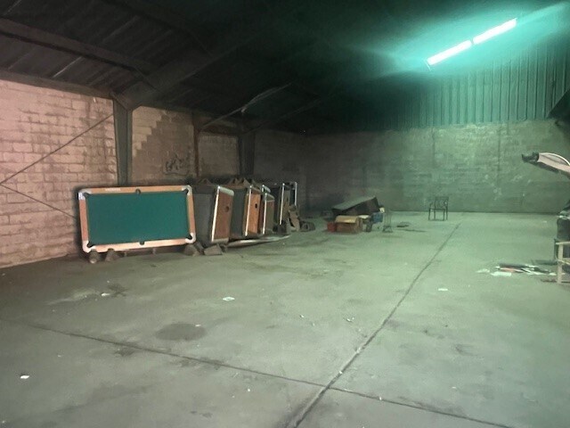 More Photos Of 211 Swans Ln, Saint Albans Industrial For Sale