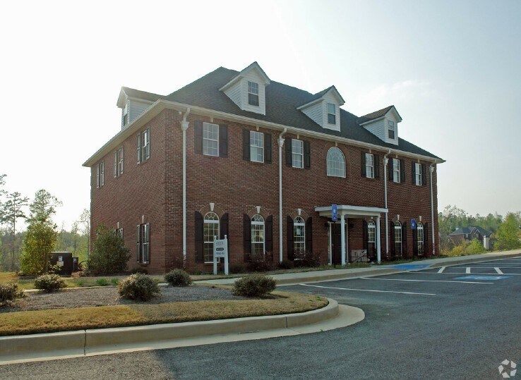 More Photos Of 4729 Peachtree Industrial Blvd, Berkeley Lake Medical For Lease