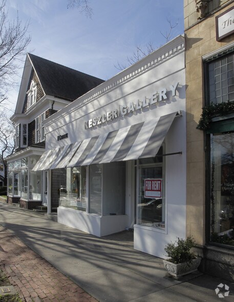 More Photos Of 9 S Main St, Southampton Storefront For Lease