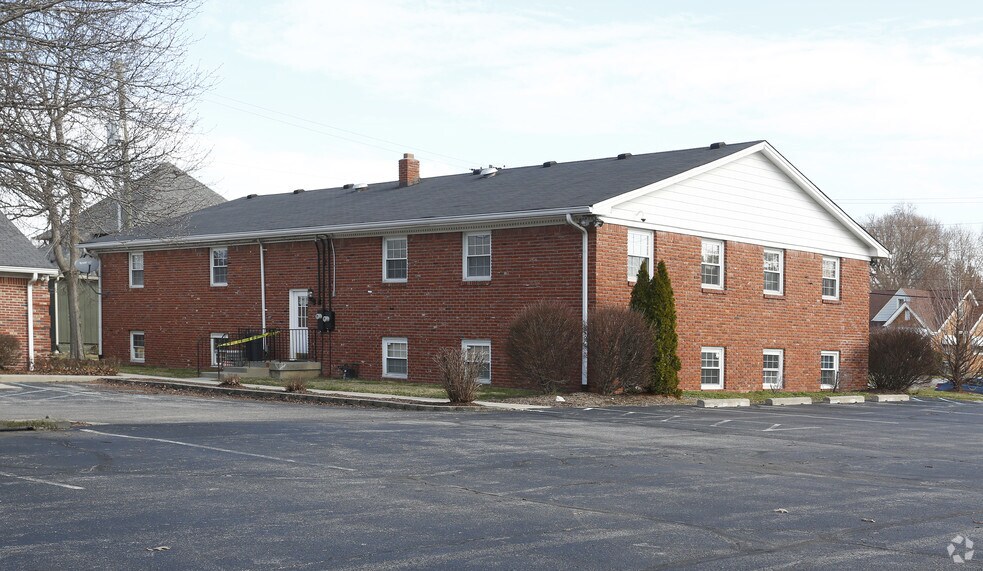 More Photos Of 4040 S Meridian St, Indianapolis Office For Lease