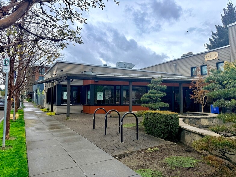 More Photos Of 2311 SE 50th Ave, Portland General Retail For Lease