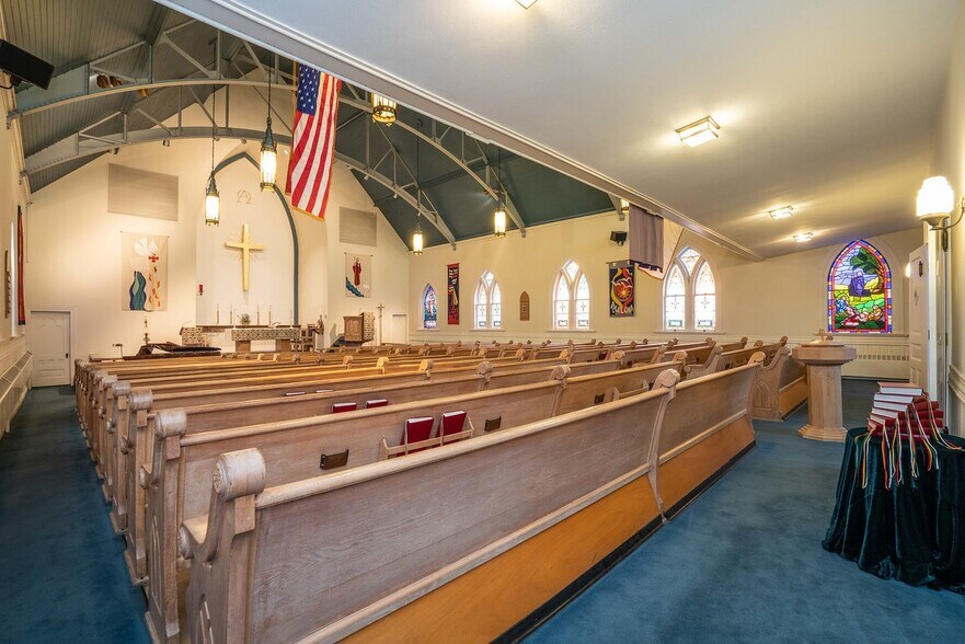 More Photos Of 295 Arch St, New Britain Religious Facility For Sale