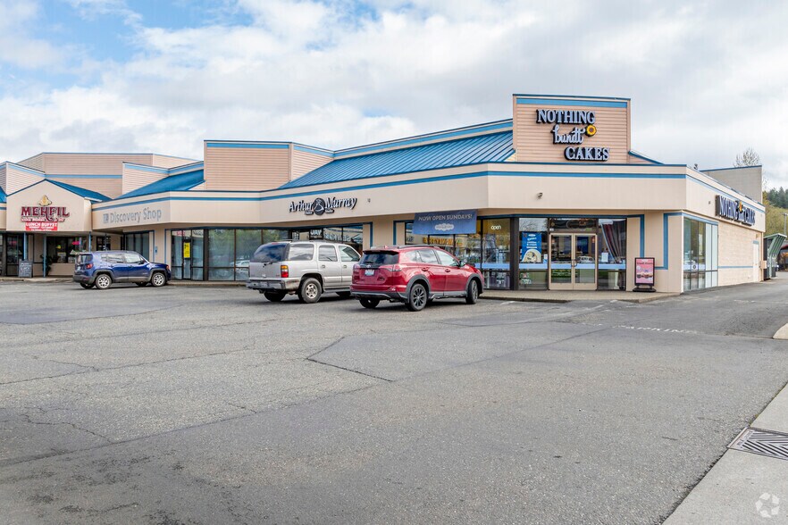 More Photos Of 10600 Silverdale Way NW, Silverdale General Retail For Lease