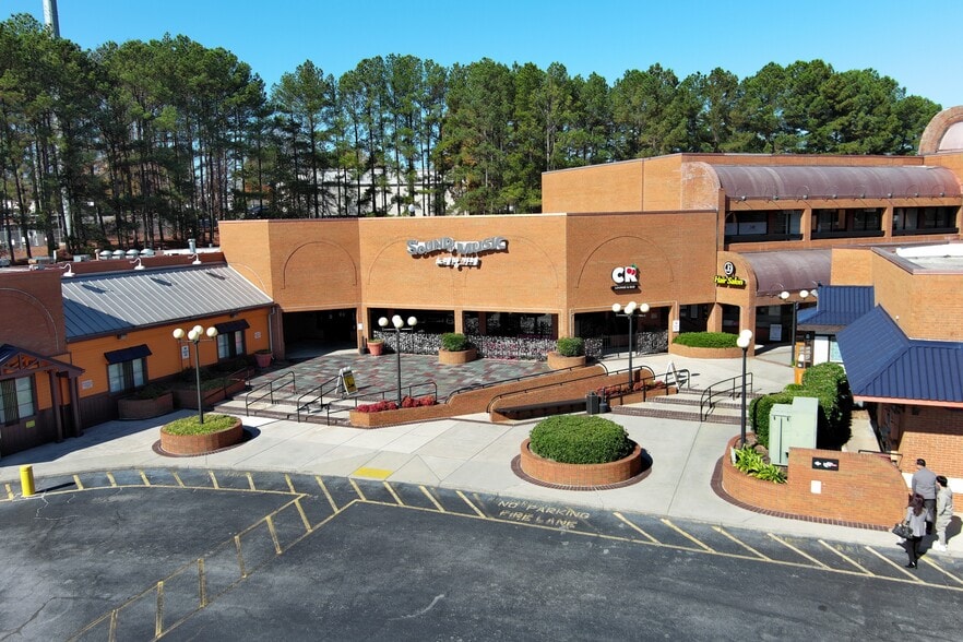 More Photos Of 3525 Mall Blvd, Duluth General Retail For Sale