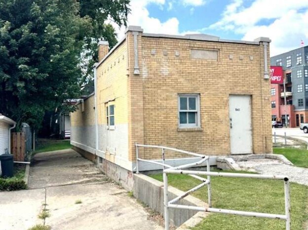 More Photos Of , Madison Unknown For Sale