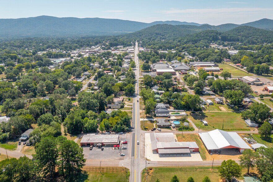 More Photos Of 613 N Main St, Piedmont Restaurant For Sale