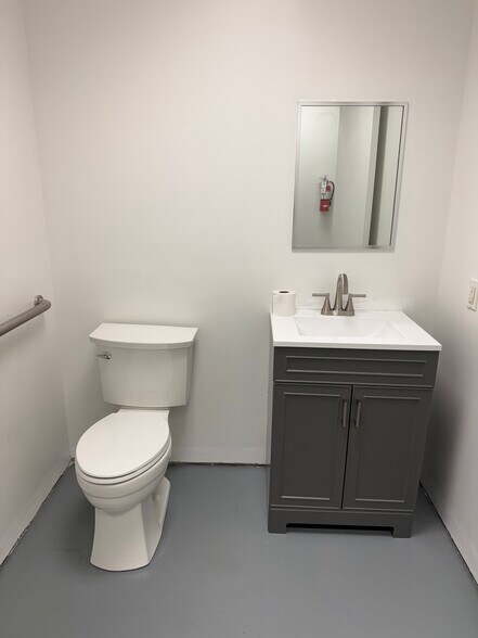 More Photos Of 578 Susquehanna Blvd, Hazleton Freestanding For Lease