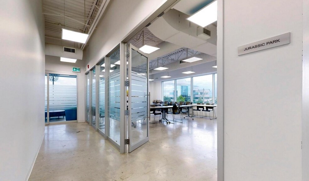 More Photos Of 2875 14th Av, Markham Office For Sale