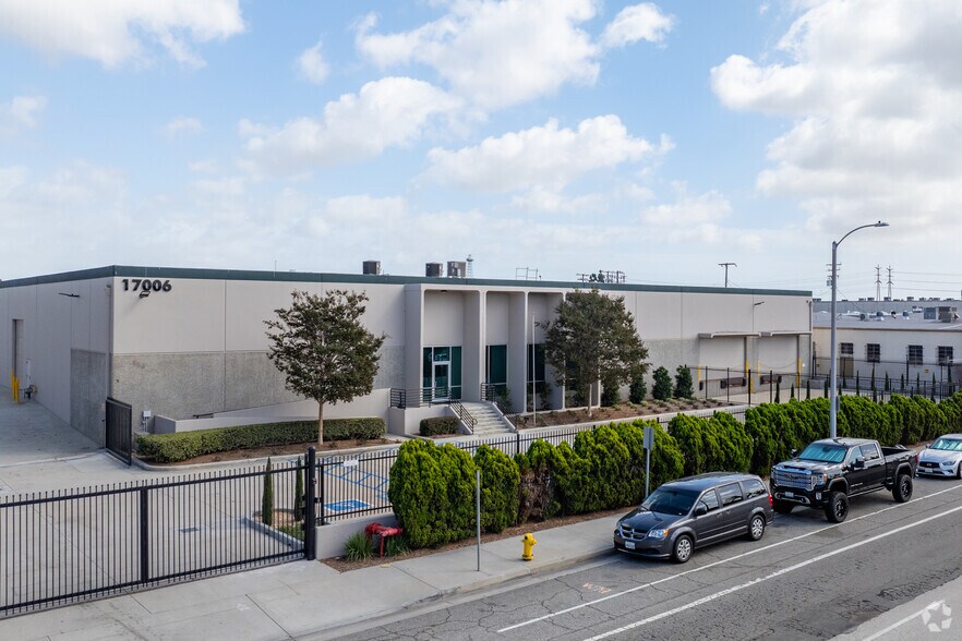 Primary Photo Of 17006 S Figueroa St, Gardena Warehouse For Lease