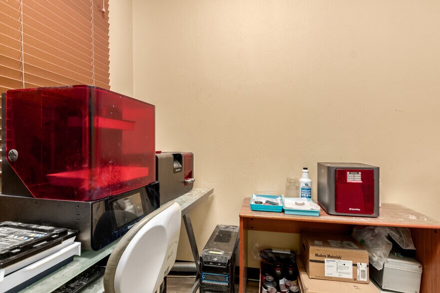 More Photos Of 1355 S Higley Rd, Gilbert Medical For Lease