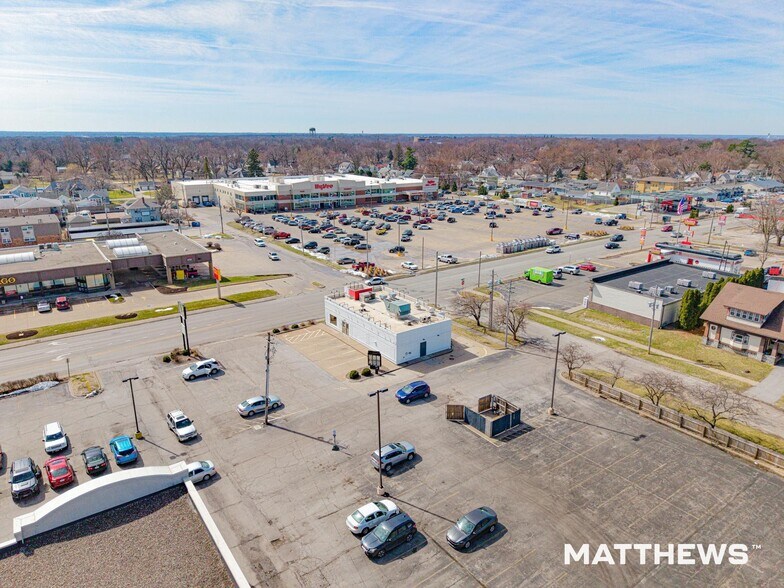More Photos Of 2943 18th Ave, Rock Island Fast Food For Sale