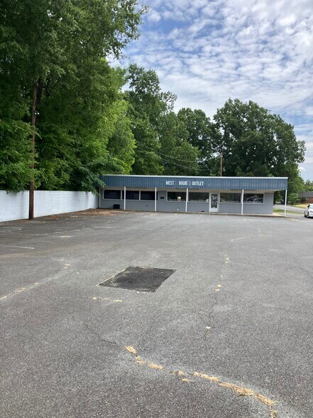 Primary Photo Of 1007 W Main St, Albemarle General Retail For Sale