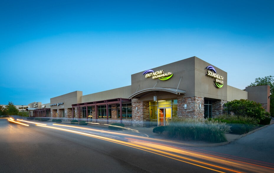 More Photos Of 1010-1092 Old Des Peres Rd, Des Peres Unknown For Lease