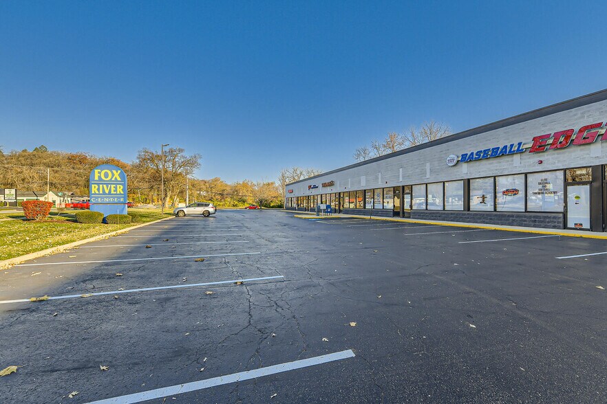 More Photos Of 1201-1231 S Main St, Algonquin Unknown For Lease