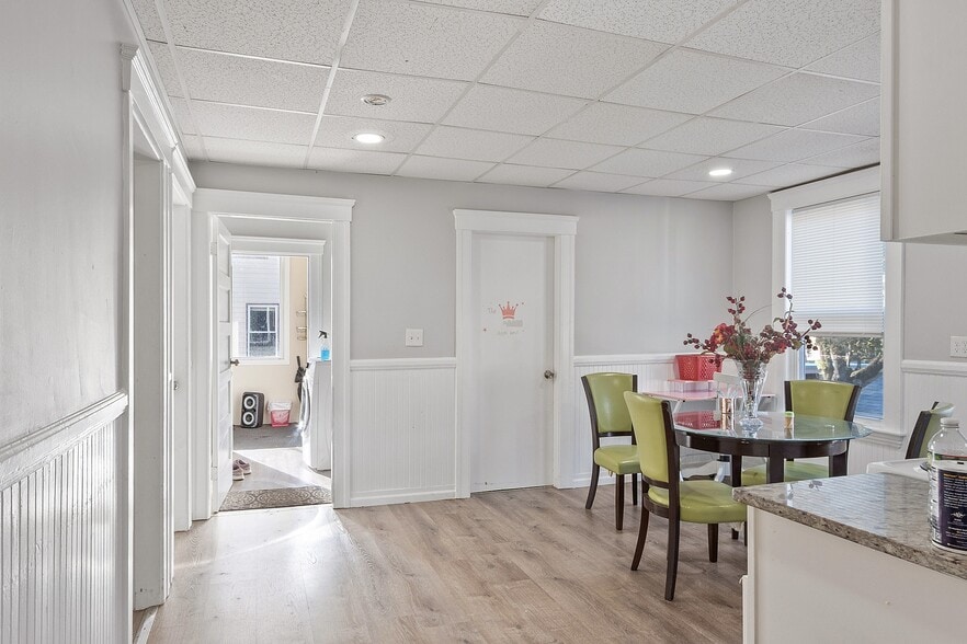 More Photos Of 36-38 Houghton St, Worcester Apartments For Sale