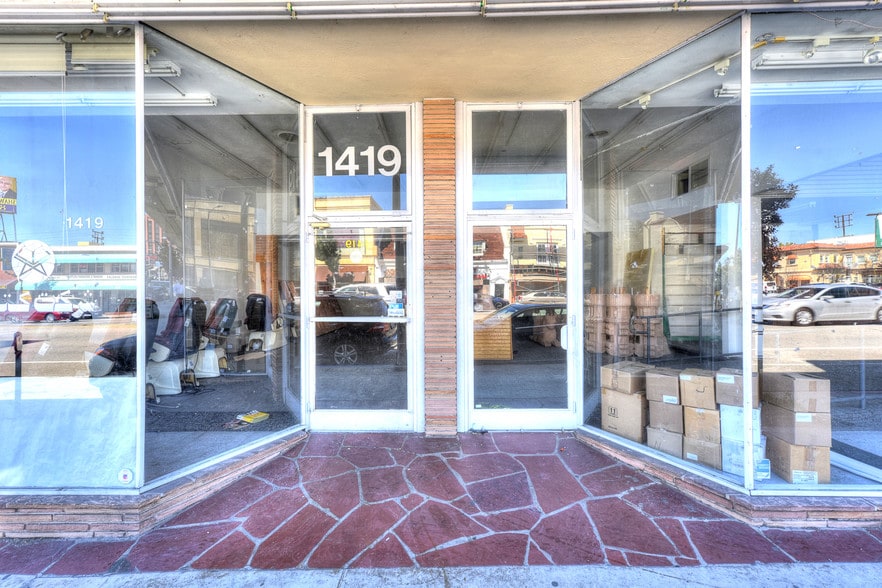 More Photos Of 1411-1419 Westwood Blvd, Los Angeles Storefront Retail Office For Lease