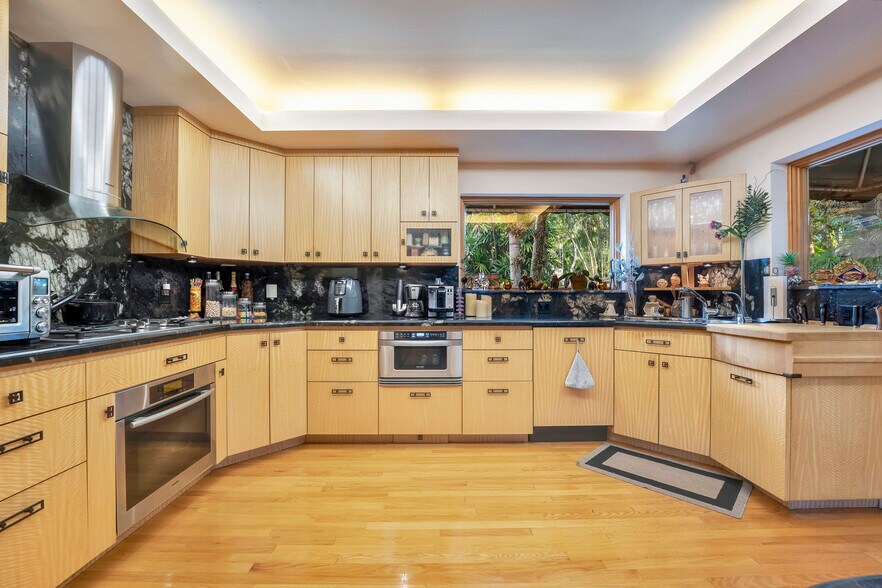 More Photos Of , Miami Multifamily For Sale