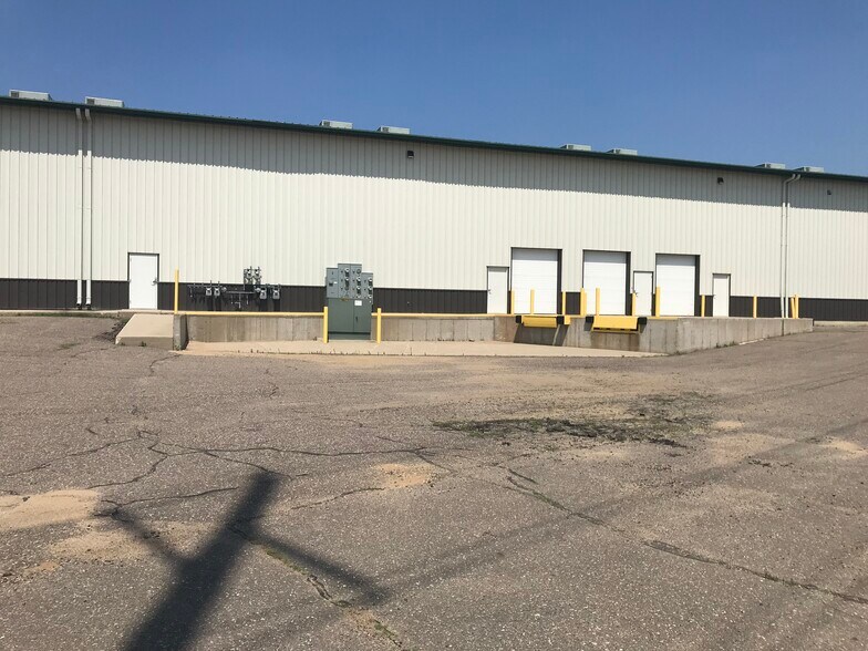 More Photos Of 209 County Road 156, Albany Showroom For Sale