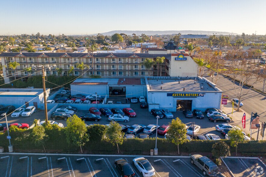 More Photos Of 15628 Hawthorne Blvd, Lawndale General Retail For Lease
