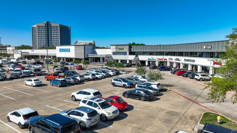 More Photos Of 17194 NE Preston Rd, Dallas Unknown For Lease