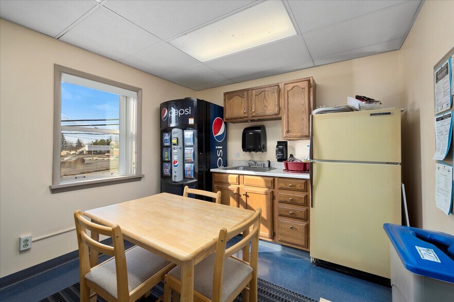 1660 Champlin Ave, Utica, NY 13502 Office For Sale