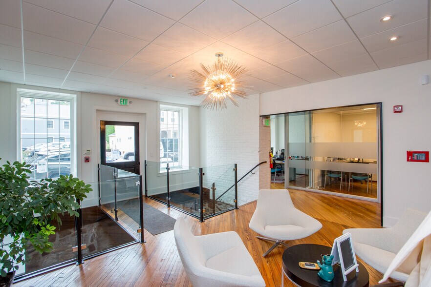 More Photos Of 71-75 N Main St, Lambertville Apartments For Lease